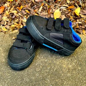 Black toddler shoes
